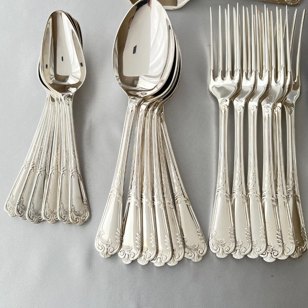 【Hugh Foulerton】デザートセット 6名用31本組 サーバー付