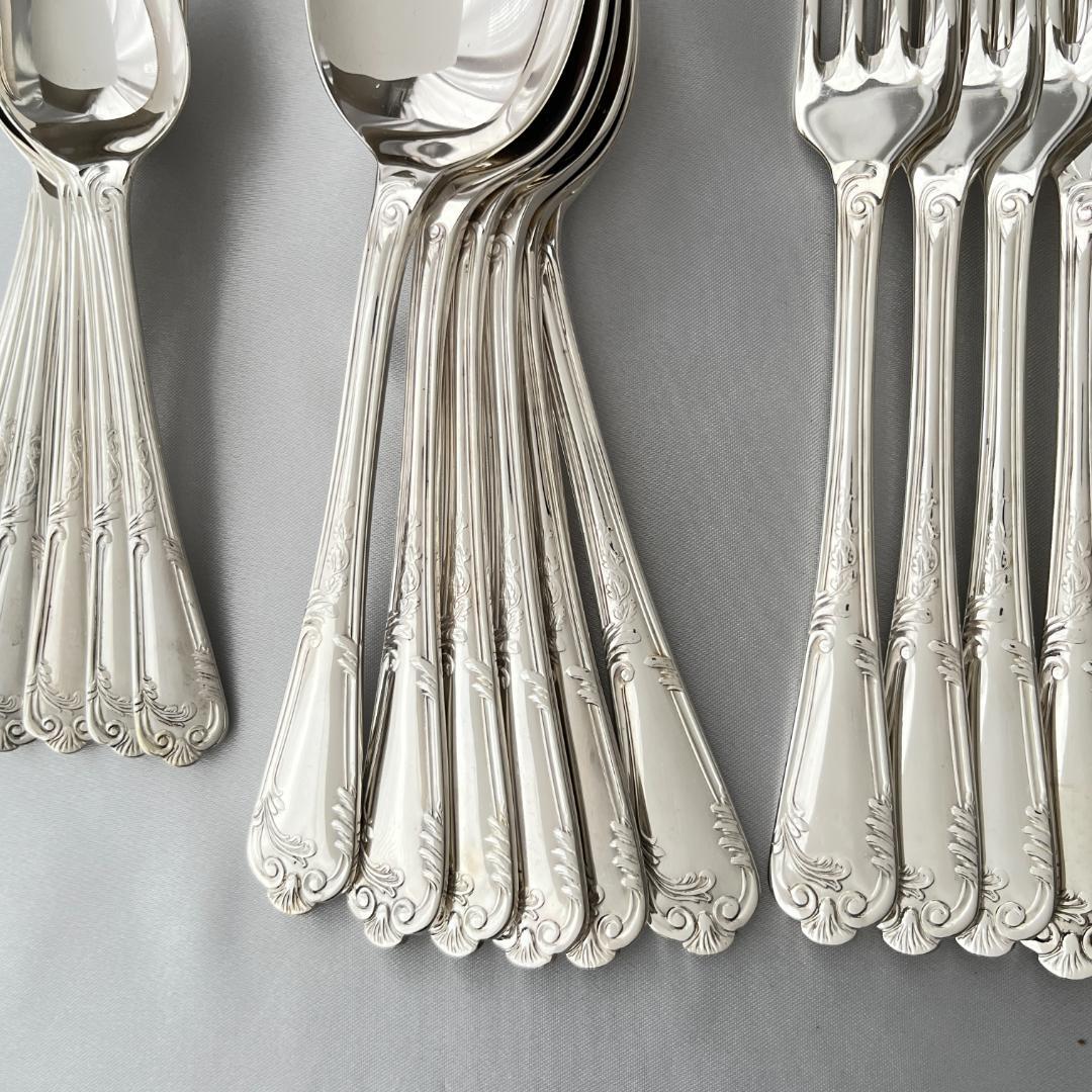 【Hugh Foulerton】デザートセット 6名用31本組 サーバー付