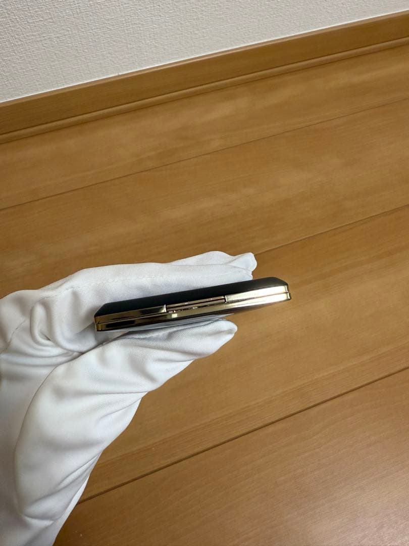 未使用　クレドポーボーテプードルコンパクトエサンシエルn （エレガントスリム）