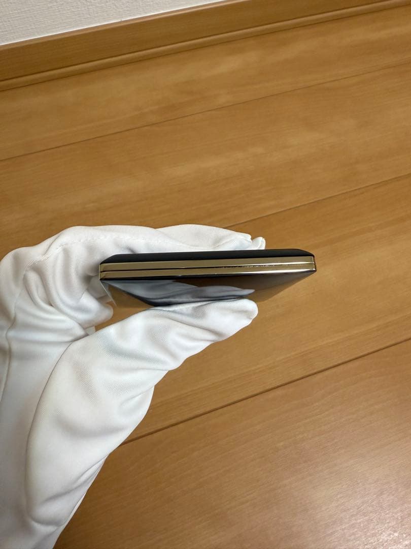 未使用　クレドポーボーテプードルコンパクトエサンシエルn （エレガントスリム）