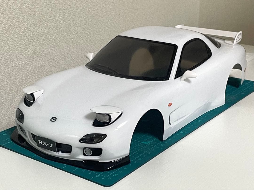 タミヤラジコンボディ　マツダRX7