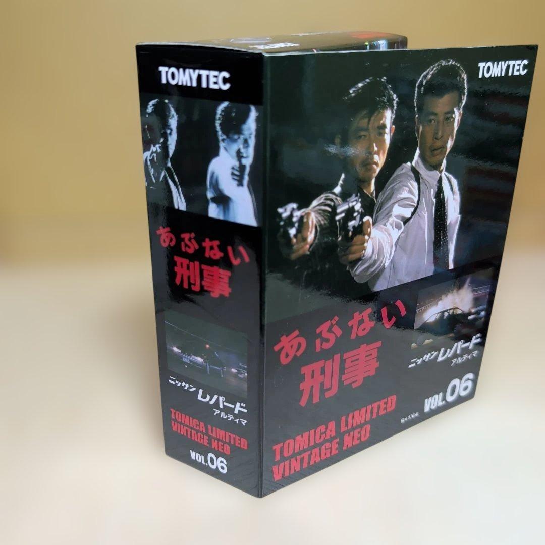 トミカリミテッド あぶない刑事 レパード VOL.06 - メルカリ
