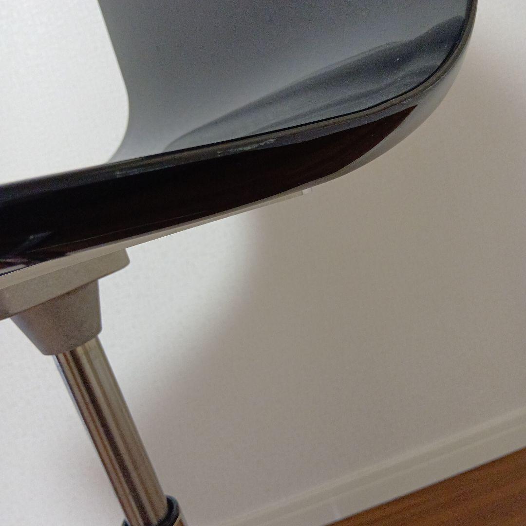 cassina カウンタースウィベルチェア WOK 535