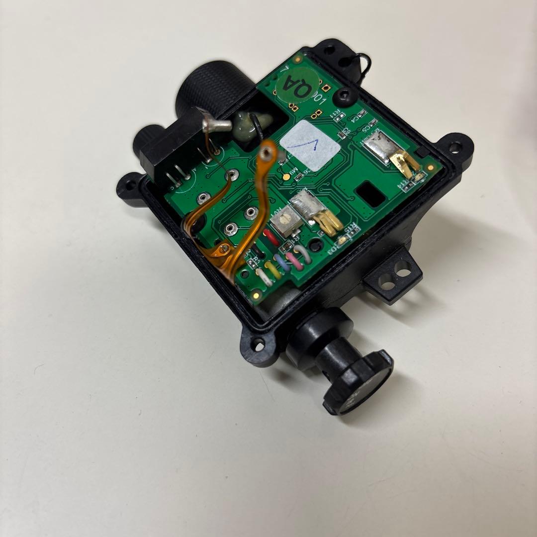 pvs-14 ハウジング