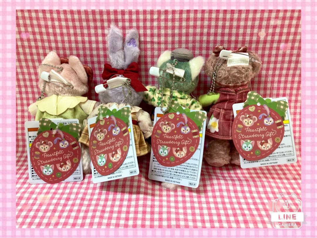 ♡ハートフェルトストロベリー♡ぬいぐるみバッヂ♡2024年♡タグ、値札付き♡