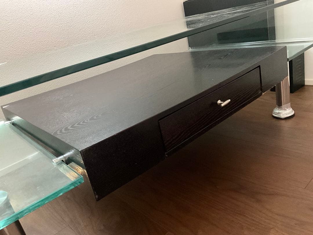 イタリア製　ガラステーブル