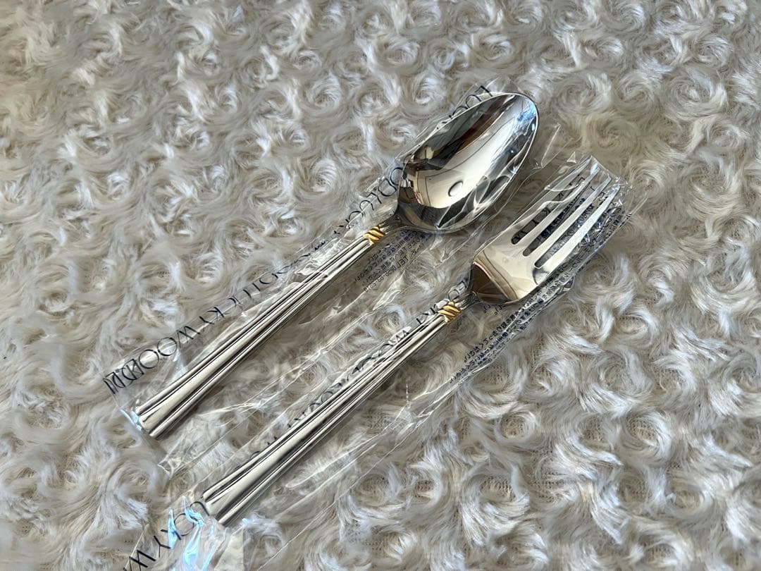 ラッキーウッド　カトラリーセット　エメラルド（金彩） ディナーセット〈25本〉