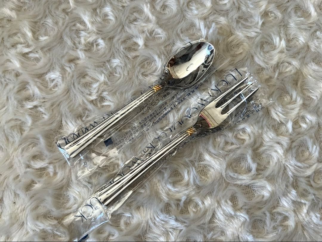 ラッキーウッド　カトラリーセット　エメラルド（金彩） ディナーセット〈25本〉