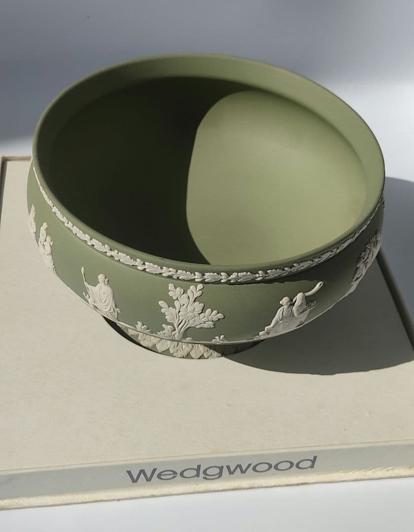 【未使用】英国ジャスパーウェアのペールグリーンのコンポート
