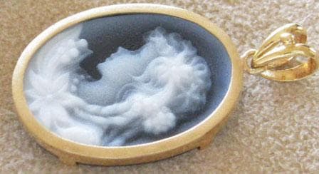 新品 ミュラー氏 ストーンカメオ K18 ペンダントトップ ブロッサム 女性 花