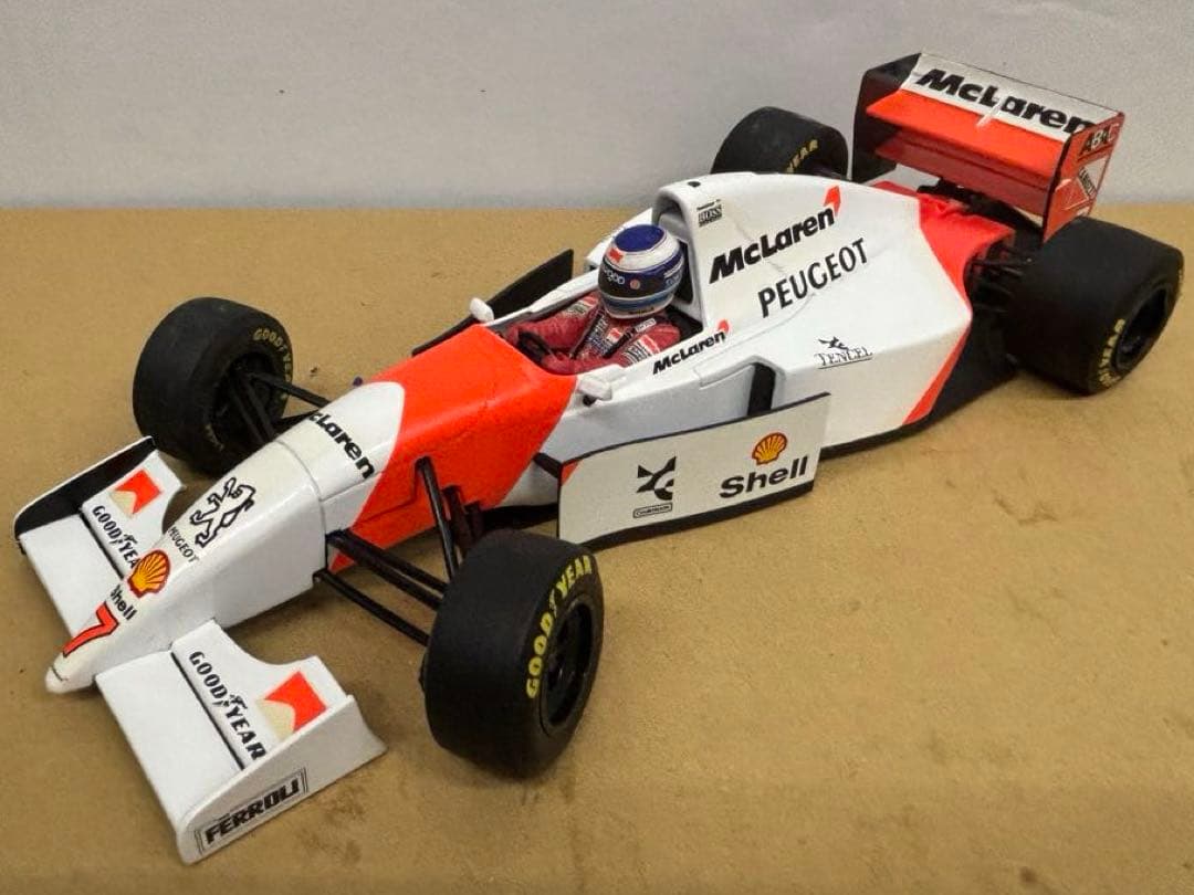 ミニチャンプス マクラーレンプジョー MP4/9 1994年1/18】 - メルカリ