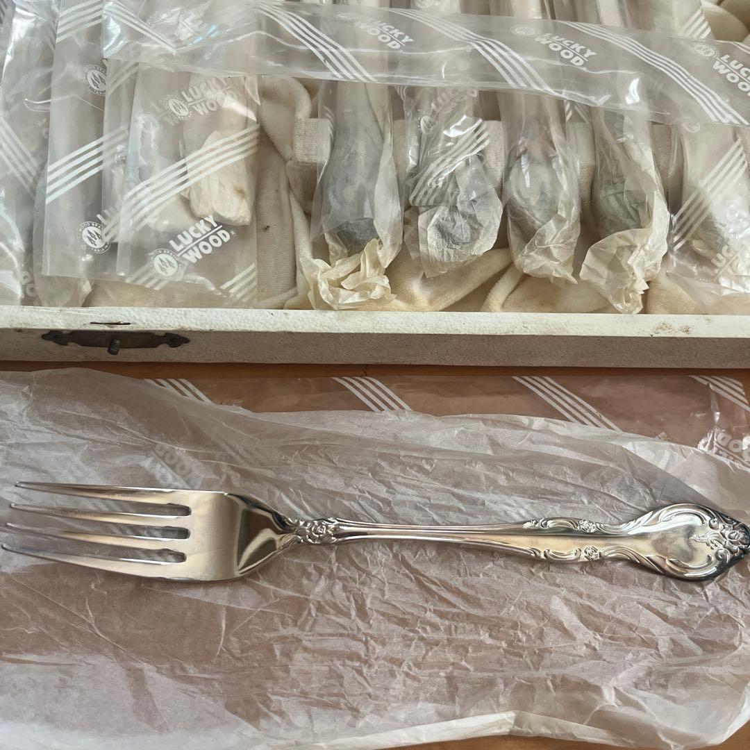 【未使用品】ラッキーウッド　シルバーカトラリー オルレアン ディナーセット