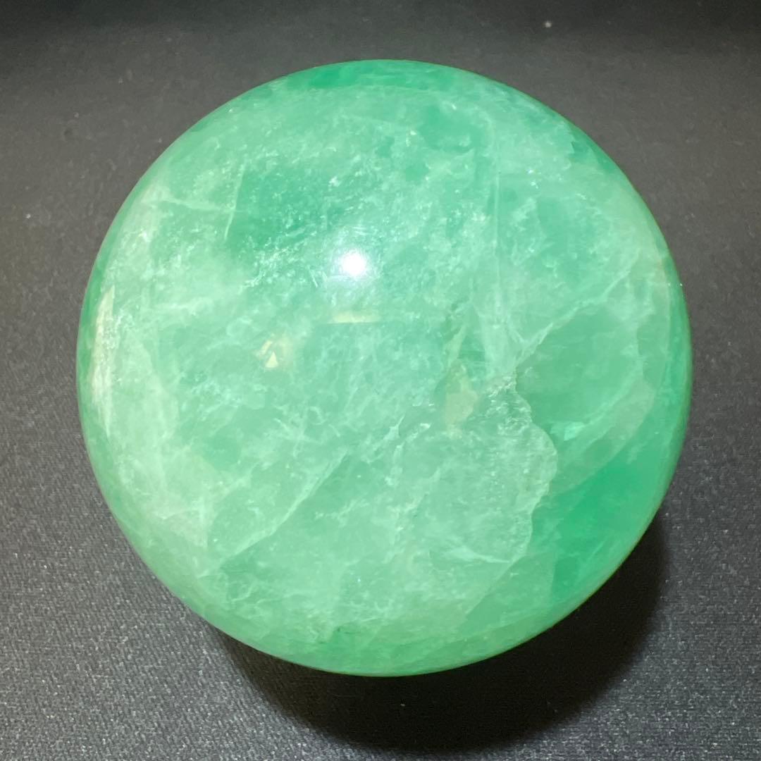 グリーンフローライト スフィア 0.9kg 82mm 丸玉 蛍石 高透明