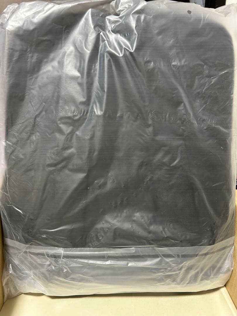 ホロ活 BIGウィンドウリュック - メルカリ