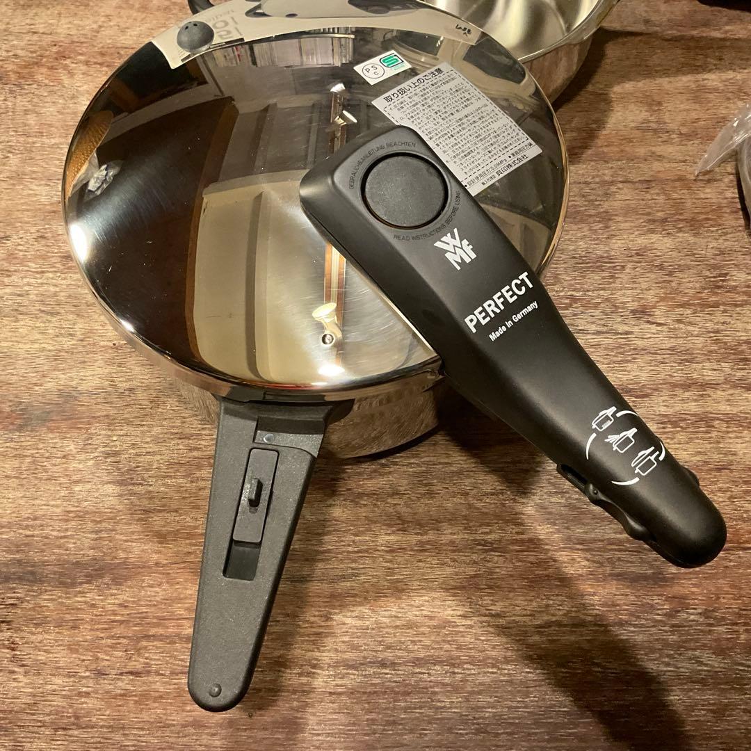 未使用！WMF ヴェーエムエフ 圧力鍋 4.5L,3L セット ステンレス蓋