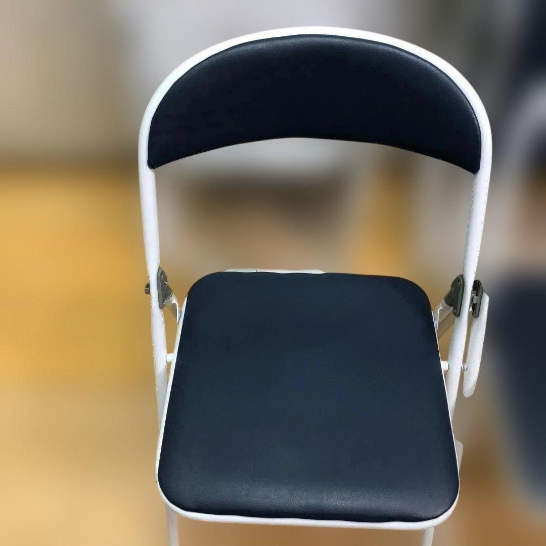 sana　４脚セット①　藤沢工業 折り畳パイプ椅子 2脚セット88338