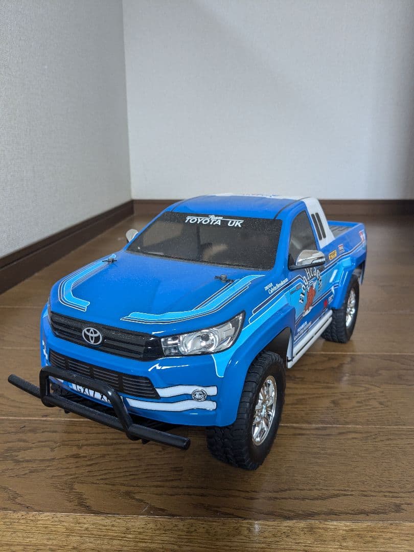 タミヤ XB トヨタハイラックスエクストラキャブ（CC-01）未走行品