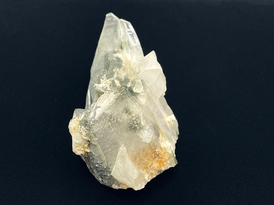 クラスター（ガネーシュヒマール）