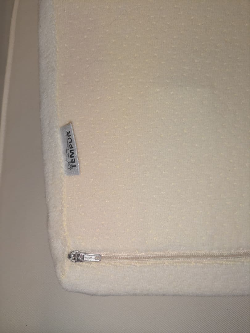 [りゅうチャンさん専用]テンピュール　エルゴプラスピロー枕（ミレニアムピロー）S