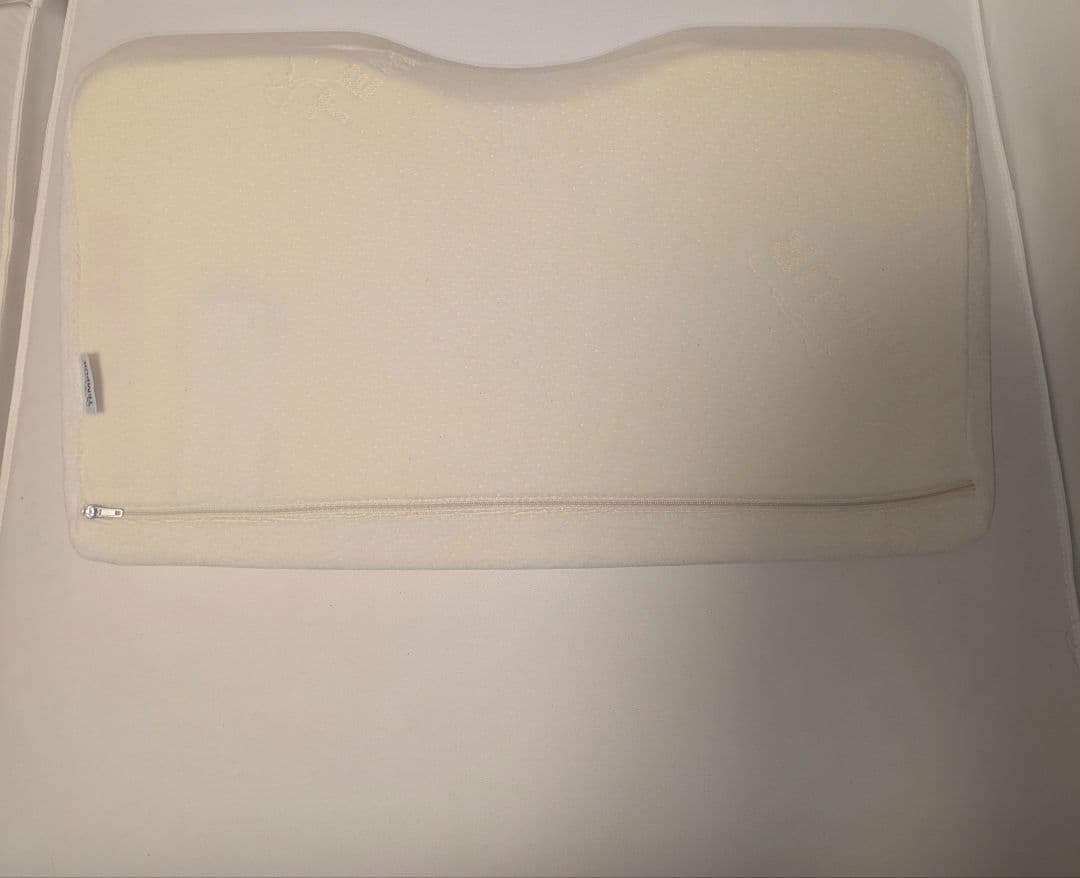 [りゅうチャンさん専用]テンピュール　エルゴプラスピロー枕（ミレニアムピロー）S