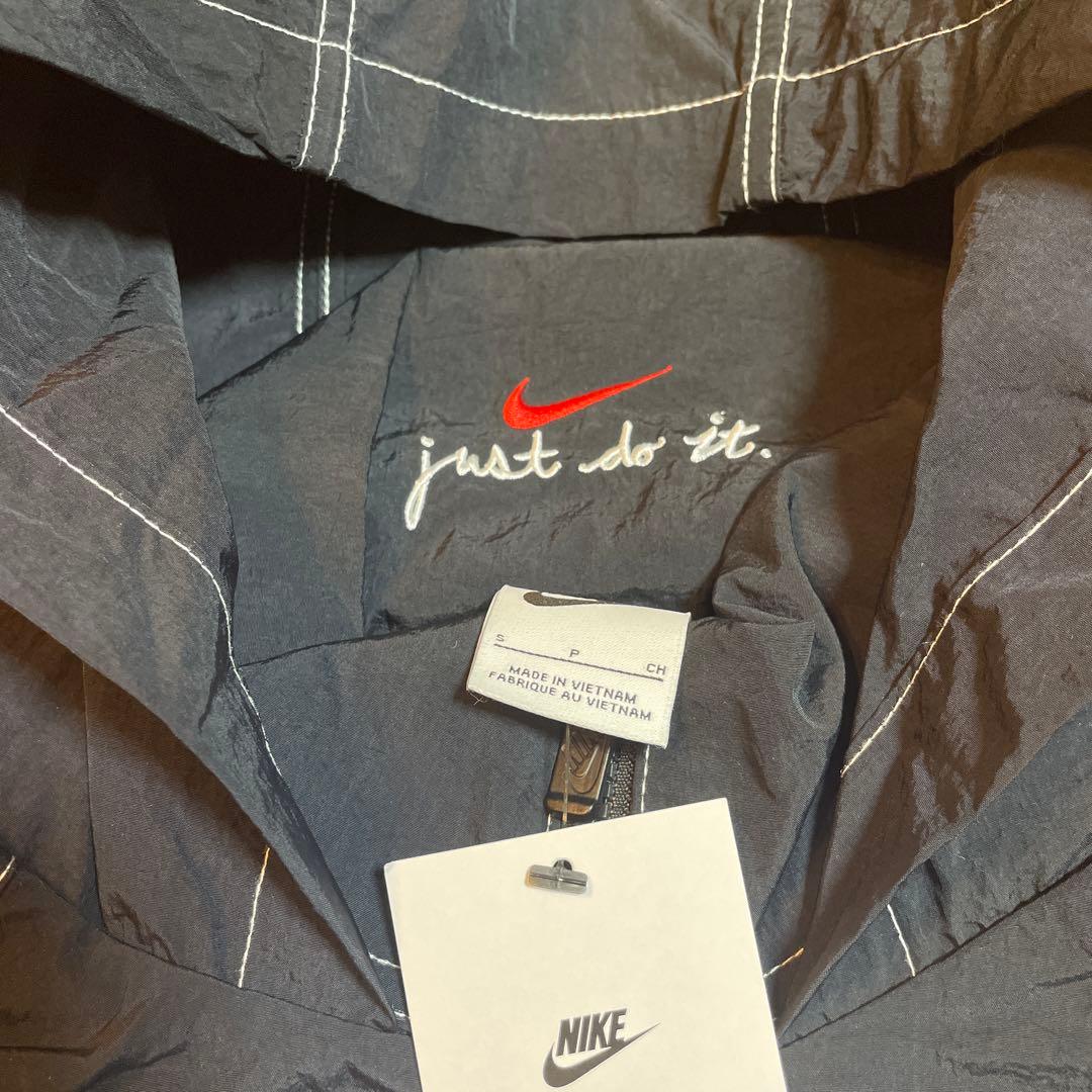 ナイキ NIKE ランニングウィンドブレーカー Nissy 西島隆弘 - メルカリ