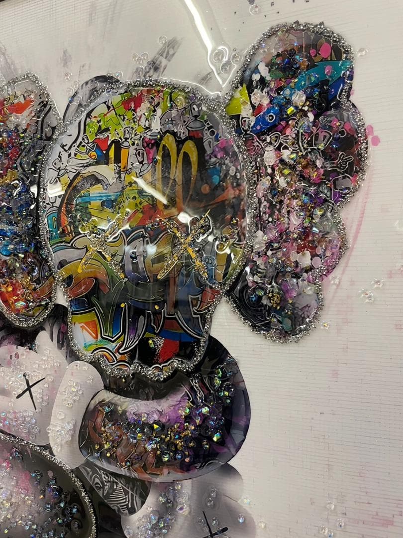 水晶絵　KAWS　カウズ　コンパニオン　アートパネル　クリスタル　立体　絵画