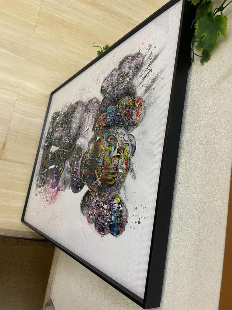 水晶絵　KAWS　カウズ　コンパニオン　アートパネル　クリスタル　立体　絵画