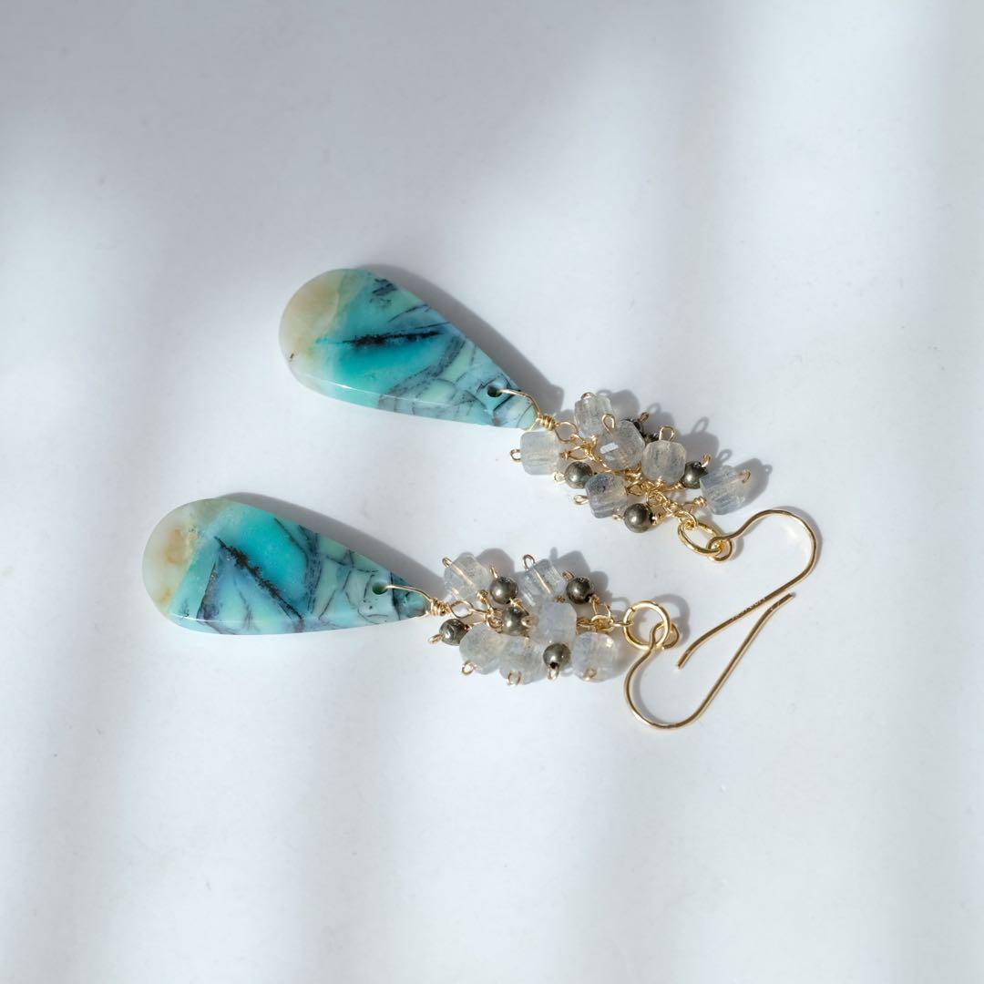 14kgfオパライズドウッドピアス