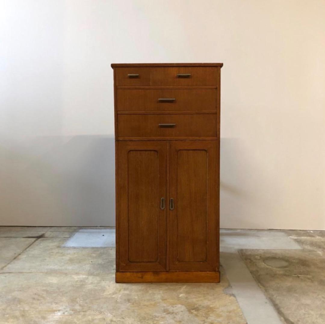 木製キャビネット　昭和レトロ　桐材家具　書類棚　リビング　収納　引出し　観音開き
