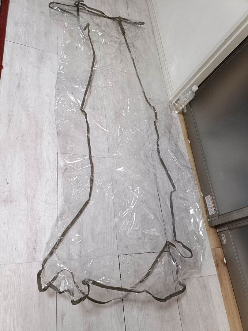 美品　有孔　施術ベッド 折りたたみベッド セブンビューティー　カバー付き