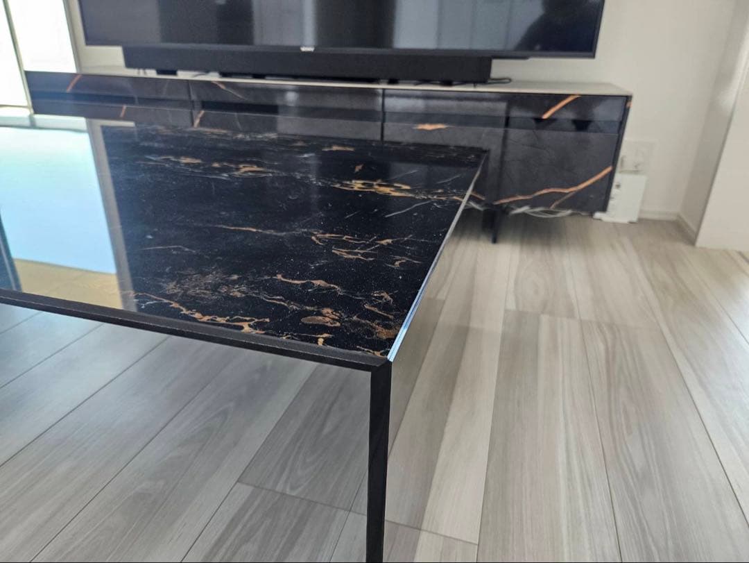 カリガリス　テーブル　ブラックマーブル　ローテーブル　美品　人気カラー