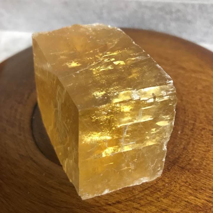 ③★特選♡贈答品★1.5kg超【GIFT♡箱入り10石☆ゴールデンカルサイト】♡