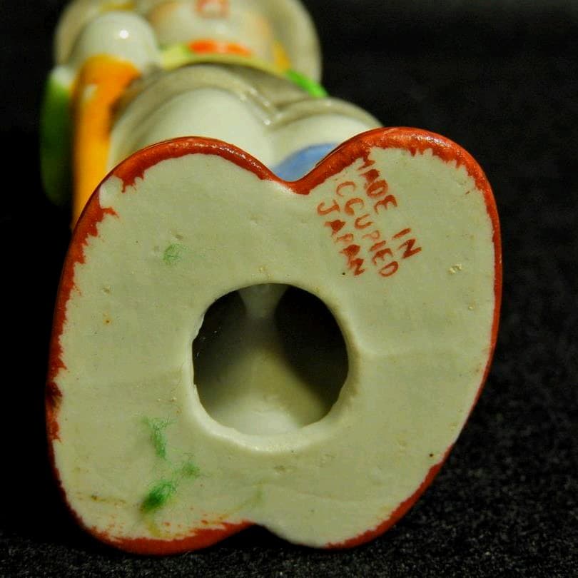 【なるるる】オキュパイドジャパン ハイキングする少年 No.208