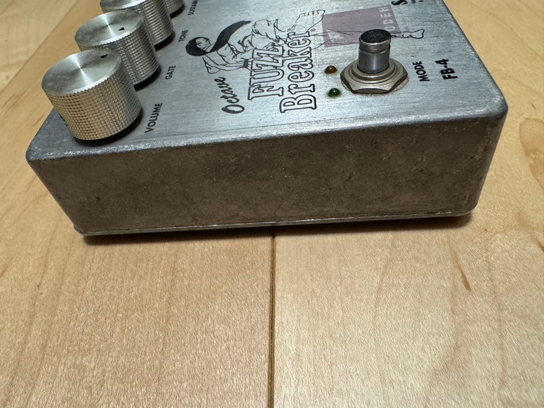 Sobbat octave fuzz breaker fb-4 Sobbat FB-4 Fuzz Breaker