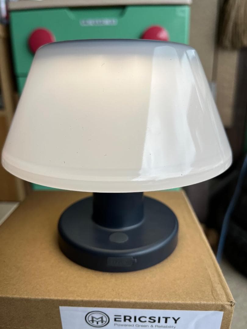 ソーラーライト LEDランタン USB充電 自動点灯 防水 単結晶 卓上