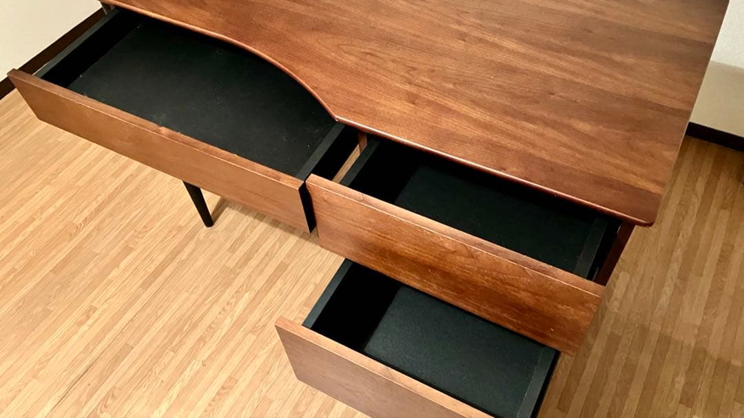 L*m様 カリモク風デスク 机 ニトリ - メルカリ