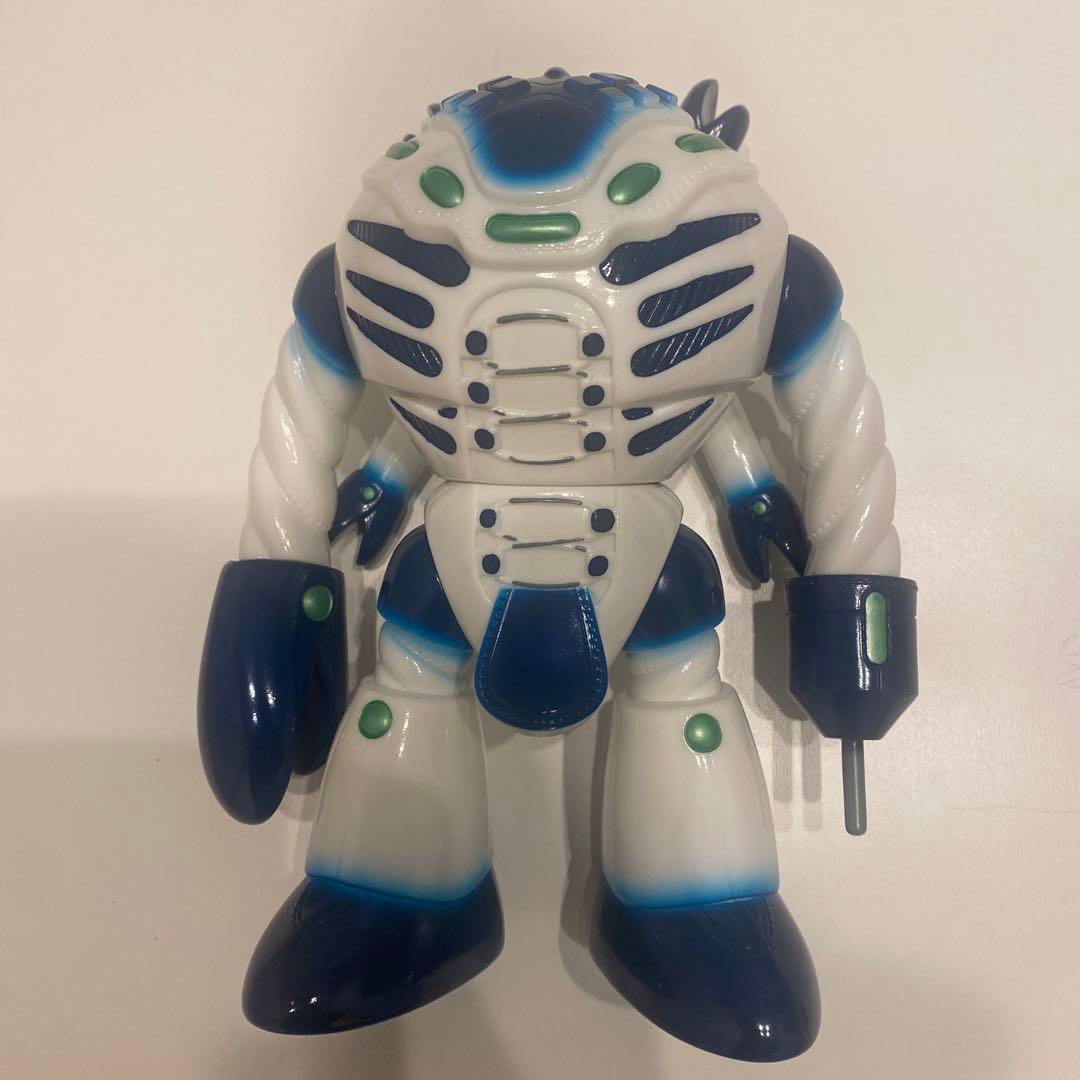 カニーカー ソフビ neo one ネオワン - メルカリ