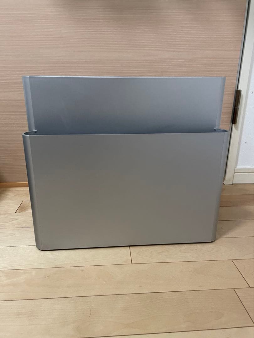 Kartell カルテル マガジンラック 4675 ポルタリビステ　シルバー