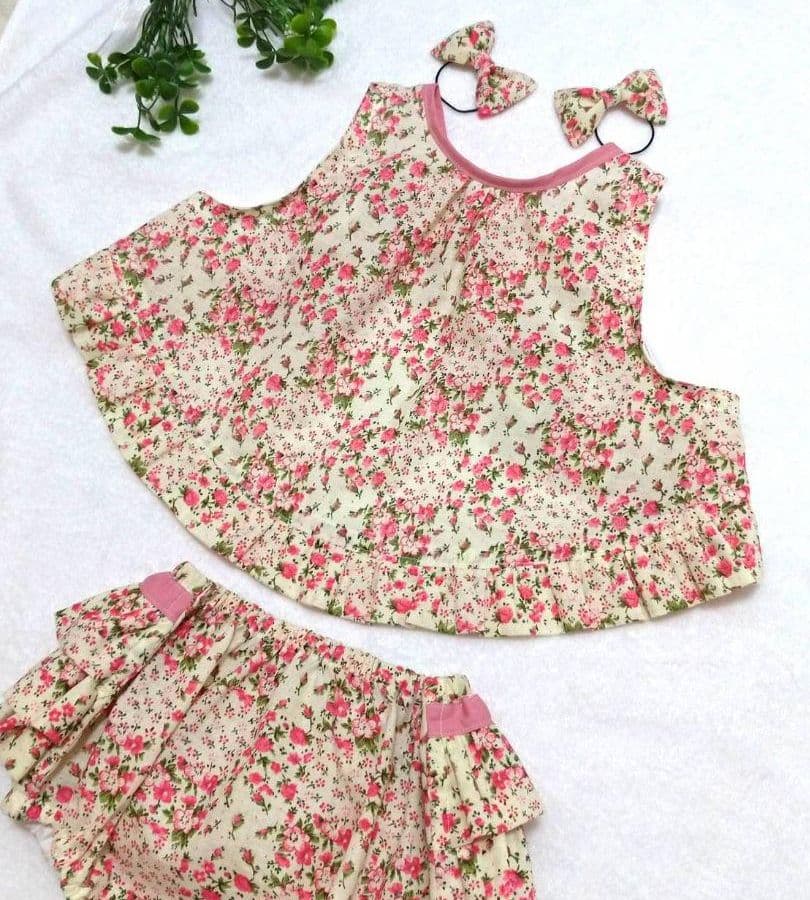 ☆限定在庫sale☆3点エプロンスタイ&フリルパンツ&リボンゴム(花柄ピンク)