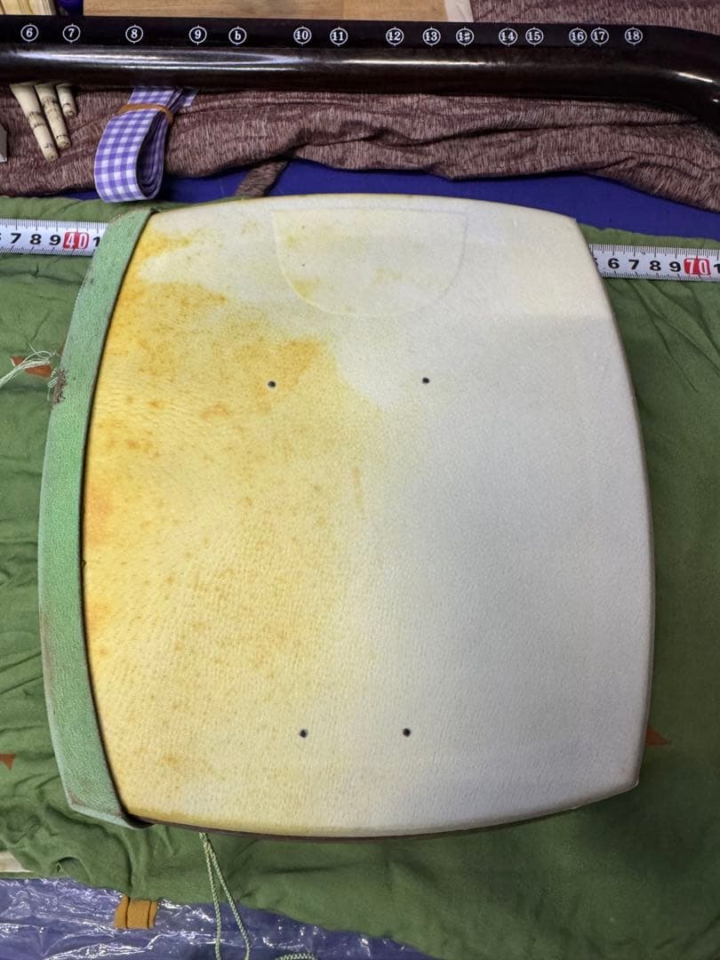 高級三味線 紫檀 天然素材 子持ち綾杉胴 一本溝 金ホゾ 細棹 猫皮 和楽器