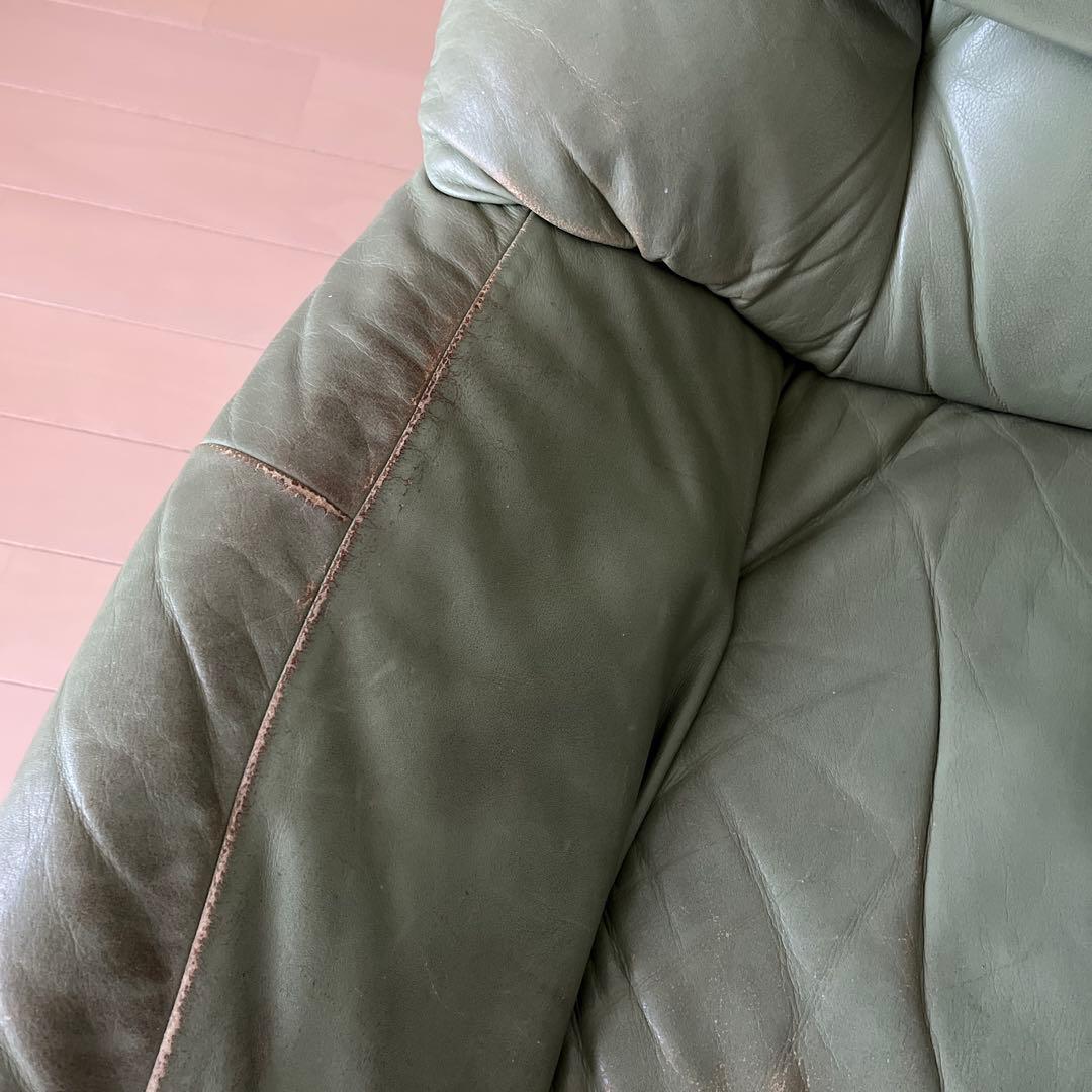 カリモク　緑色 レザー 回転式ソファ　たのめる便　送料込み　匿名発送