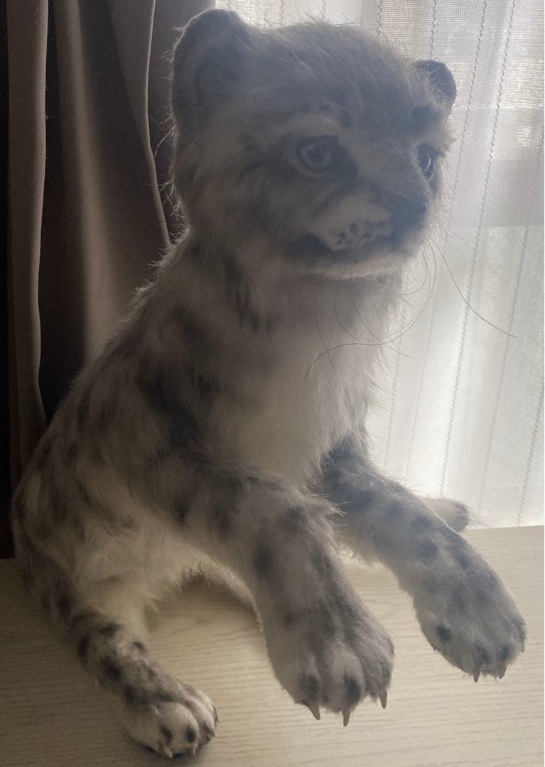 雪豹アートドール