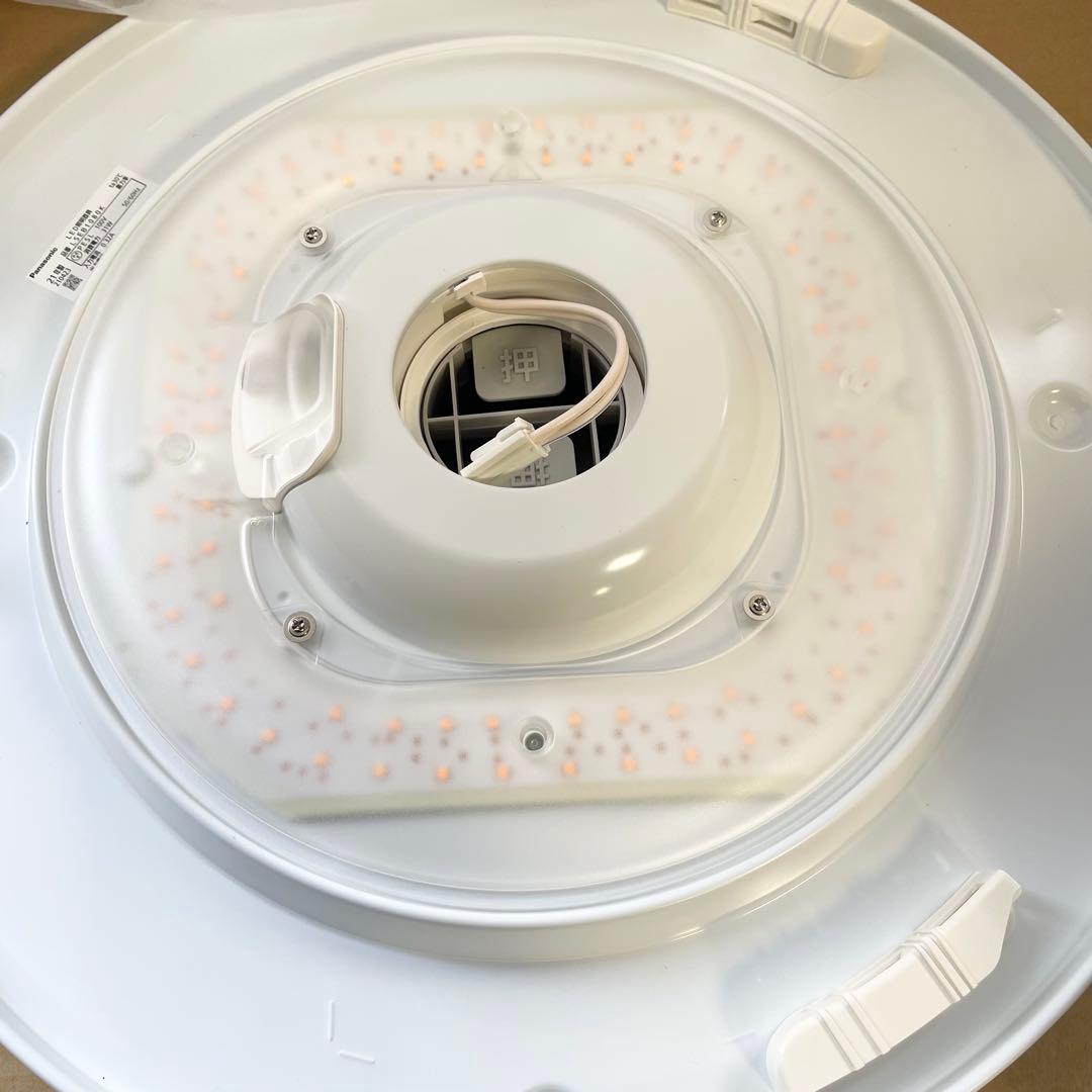 Panasonic LSEB 1080K シーリングライト　8畳　LED