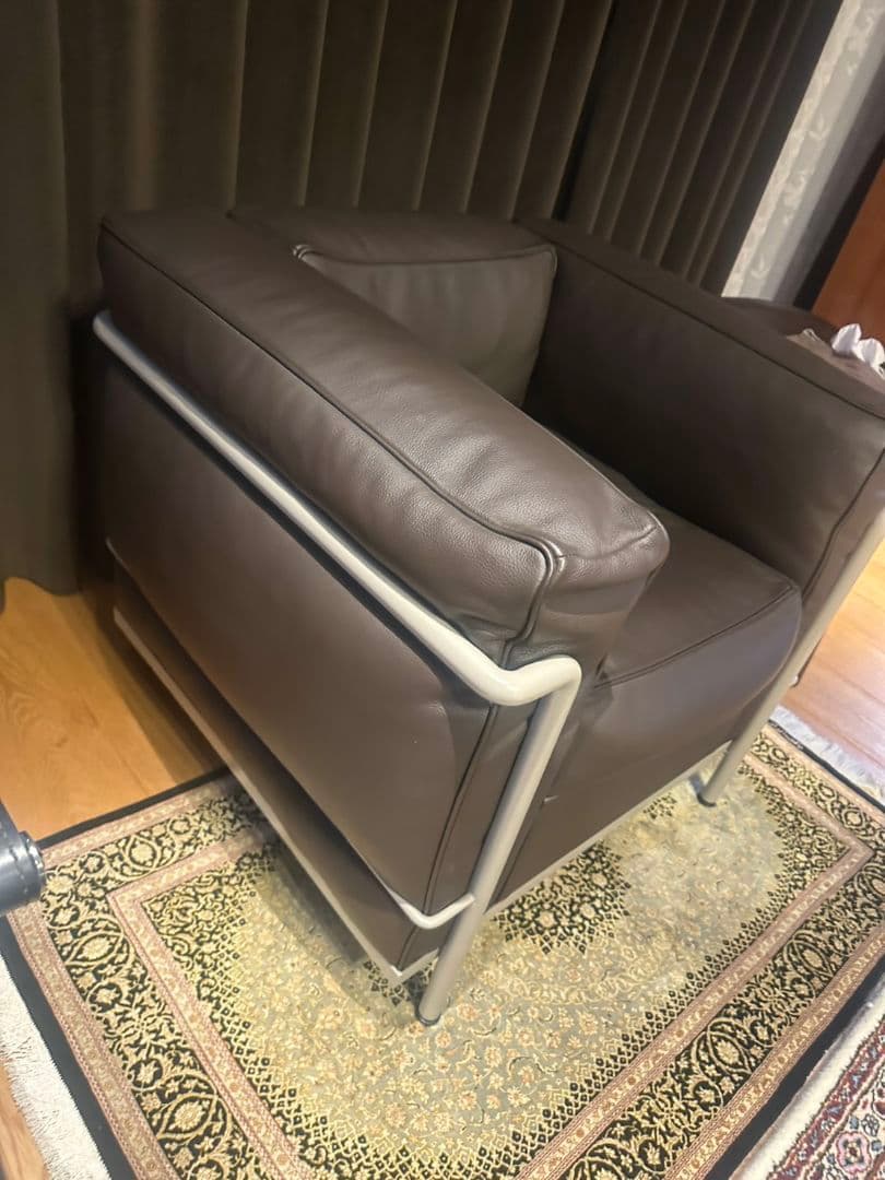 カッシーナ LCシリーズ 1人掛けソファ　ル コルビジェ