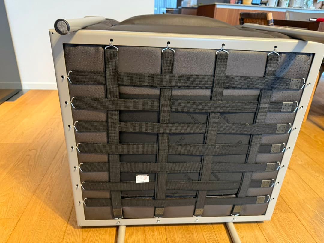 カッシーナ LCシリーズ 1人掛けソファ　ル コルビジェ