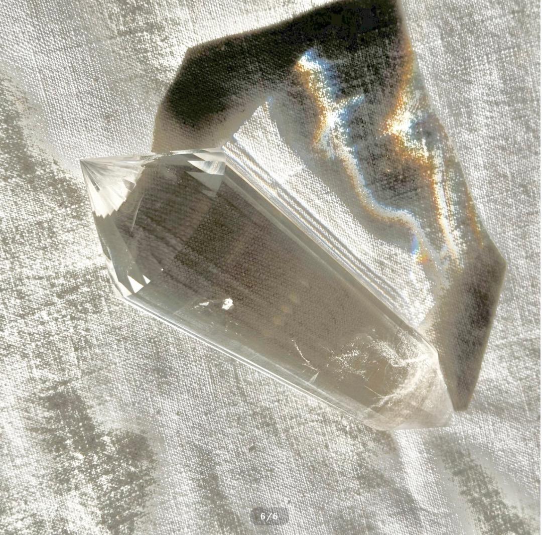 【クリアクォーツ 水晶】ヴォーゲルワンド クリスタル スタンド付　ブラジル産