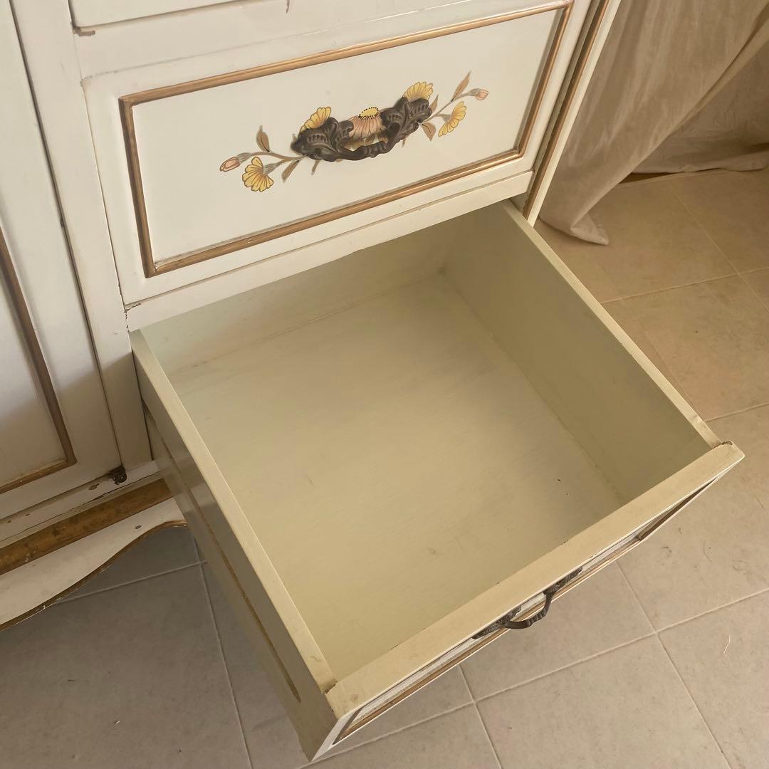 イタリア製　サイドボード　キャビネット　チェスト　トールペイント　猫脚　ロココ