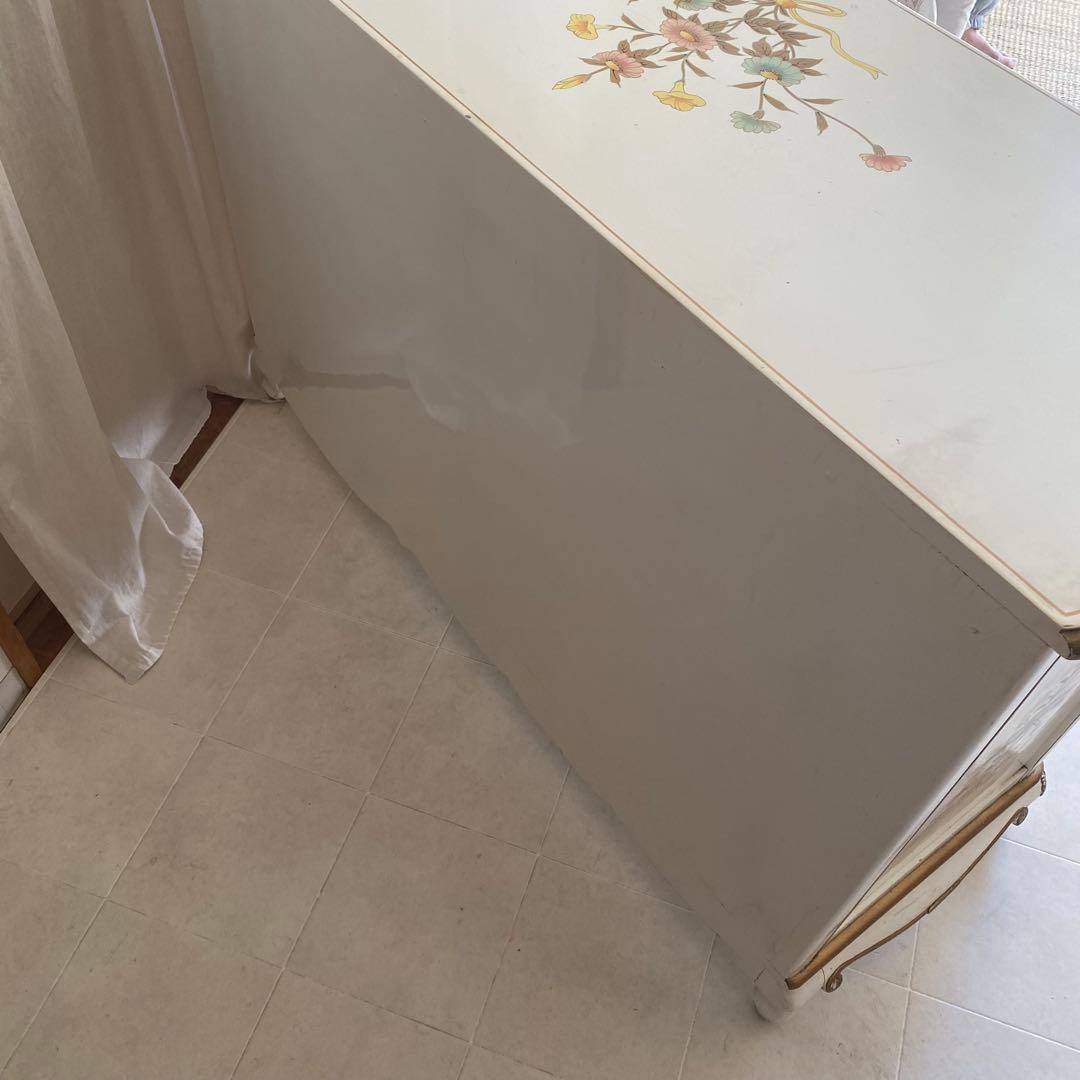 イタリア製　サイドボード　キャビネット　チェスト　トールペイント　猫脚　ロココ