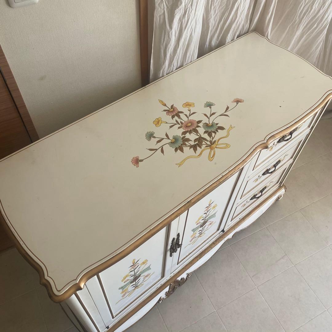 イタリア製　サイドボード　キャビネット　チェスト　トールペイント　猫脚　ロココ