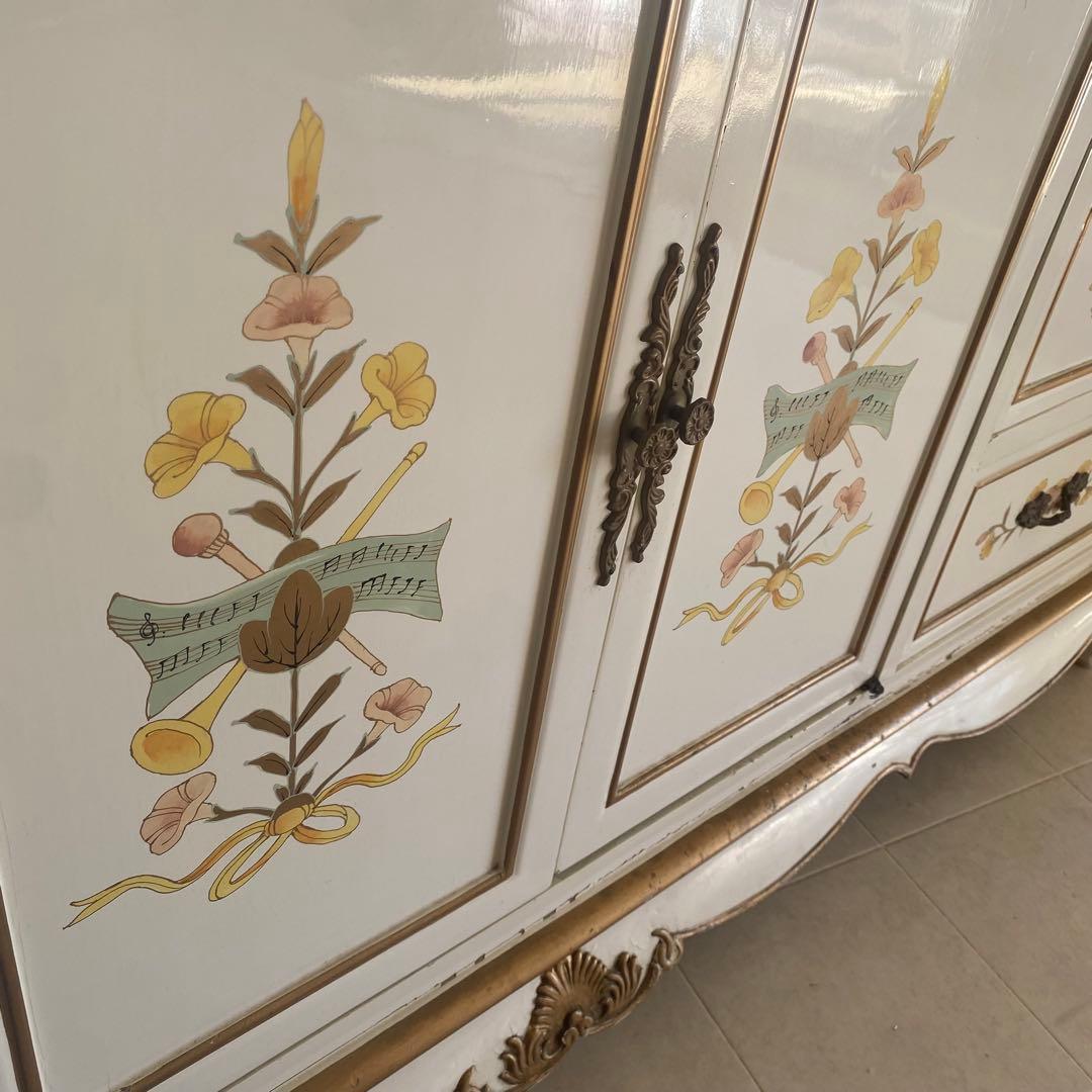 イタリア製　サイドボード　キャビネット　チェスト　トールペイント　猫脚　ロココ